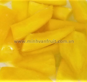 Canned Mango 1-8 Cut 1